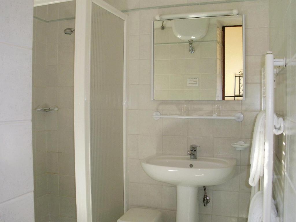 Standard Doppel-/Zweibettzimmer